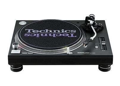 Technics - SL-1210 MK5 - Turntable